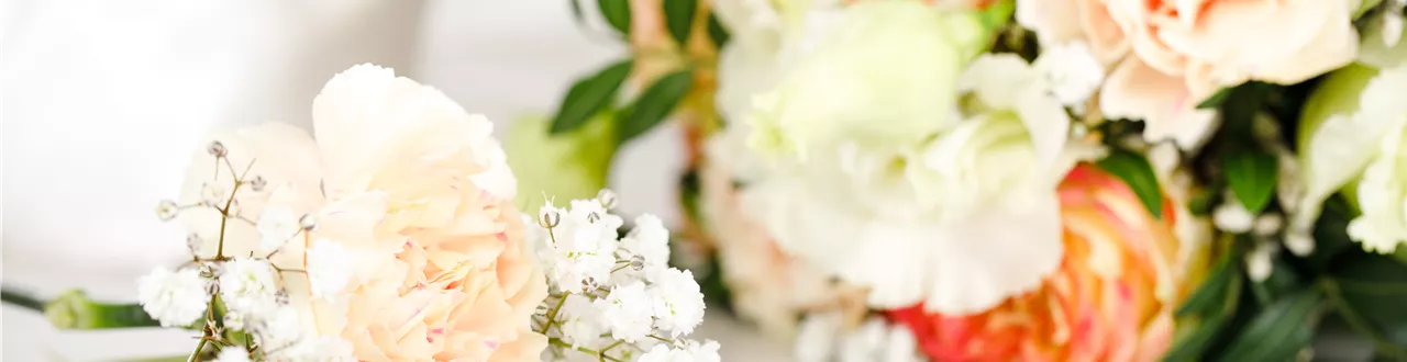 Blumen zur Hochzeit – ideales Geschenk oder doch eher überflüssig?